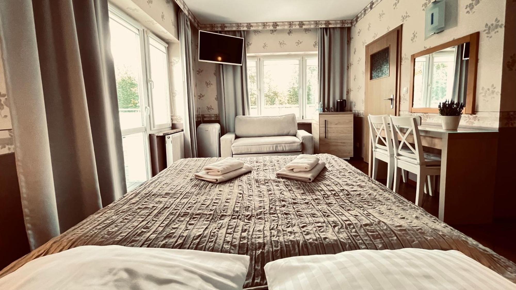 Hotel Bellevue Charzykowy Room photo